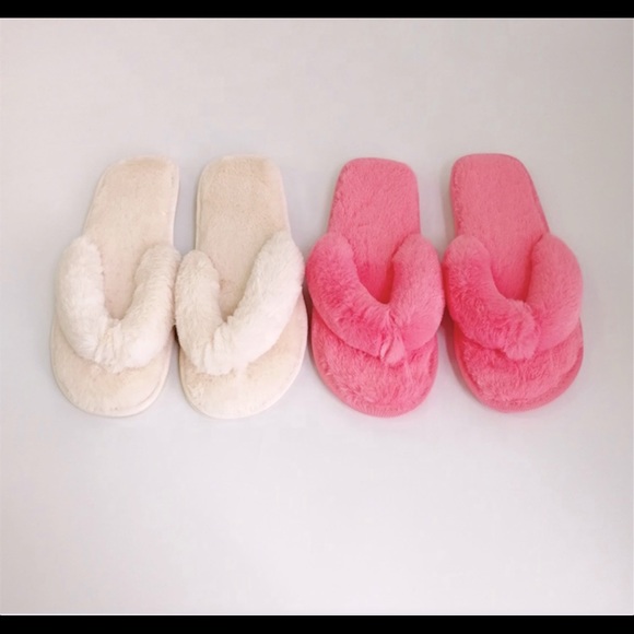 Fur Thong Slippers - Picture 6 of 8